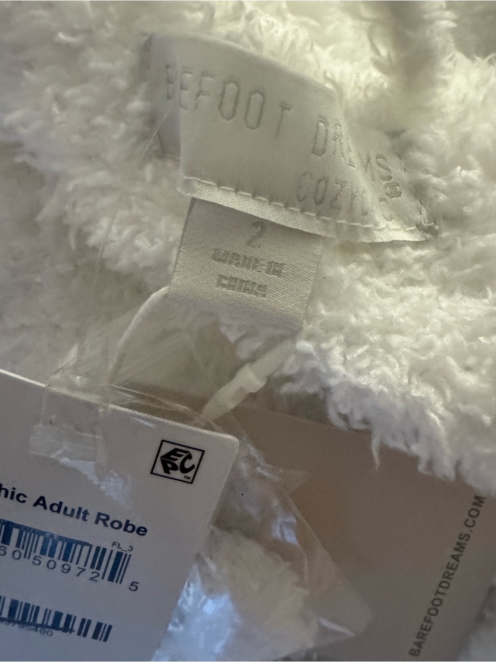 Barefoot Dreams White Plush Bathrobe - Cozy Terry Wrap - Picture 5 of 5